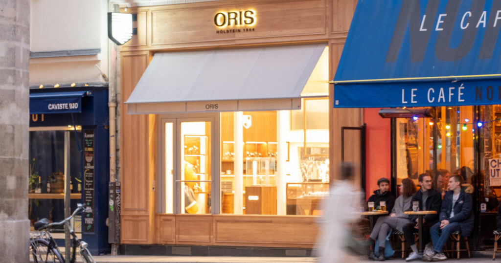 Agencement et aménagement de la boutique d'horlogerie Oris à Paris